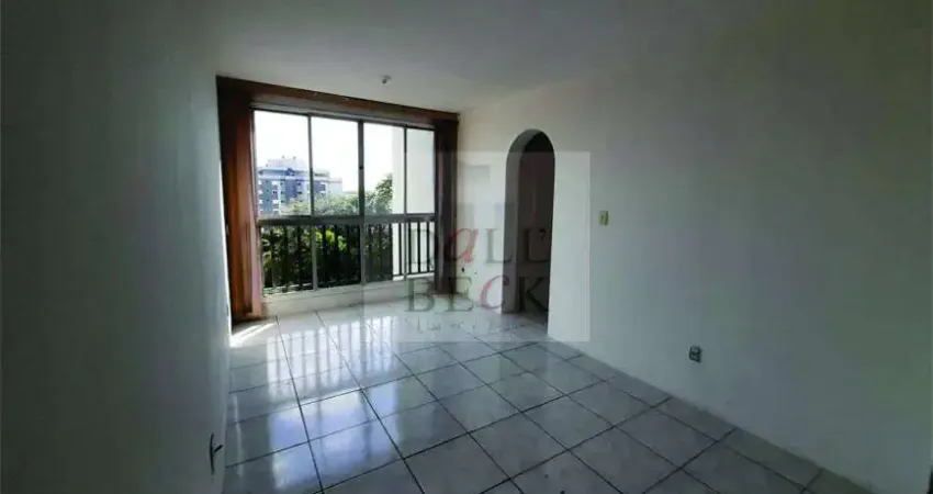 Apartamento para aluguel possui 62 metros quadrados com 2 quartos em Cristal - Porto Alegre - RS