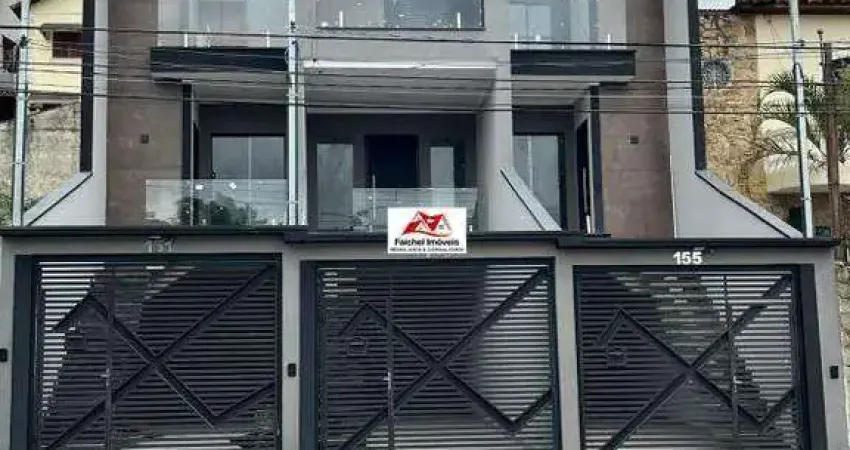 Lindo sobrado de 237m² com 3 dormitórios, 2 suítes, 2 lavabos, churrasqueira, sala e cozinha integradas, 3 vagas por 1.470.000,00 - Jardim Têxtil/SP