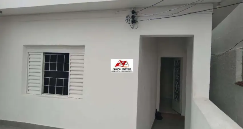 Casa com 2 dorm., banheiro e lavabo, sala, cozinha, área de serviço e terraço próximo ao Shopping Anália Franco - V. Invernada/SP