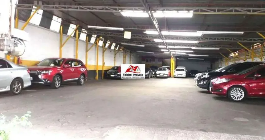 Galpão/Estacionamento de 750m² em rua movimentada com comércios e próximo ao Tatuapé por 3.500.000,00 - Chácara Santo Antonio/SP