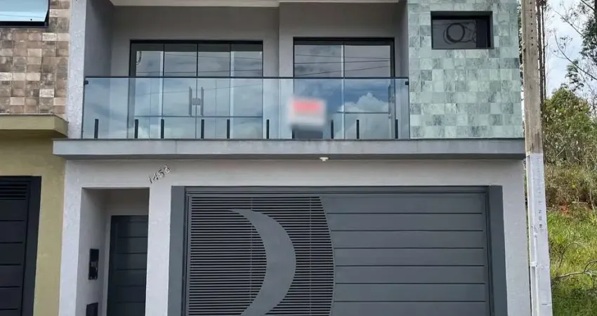 Casa à venda em Bragança Paulista-SP, Condomínio Villa Verde: 3 quartos, 1 suíte, 2 salas, 2 vagas, 130m². Venha conferir!