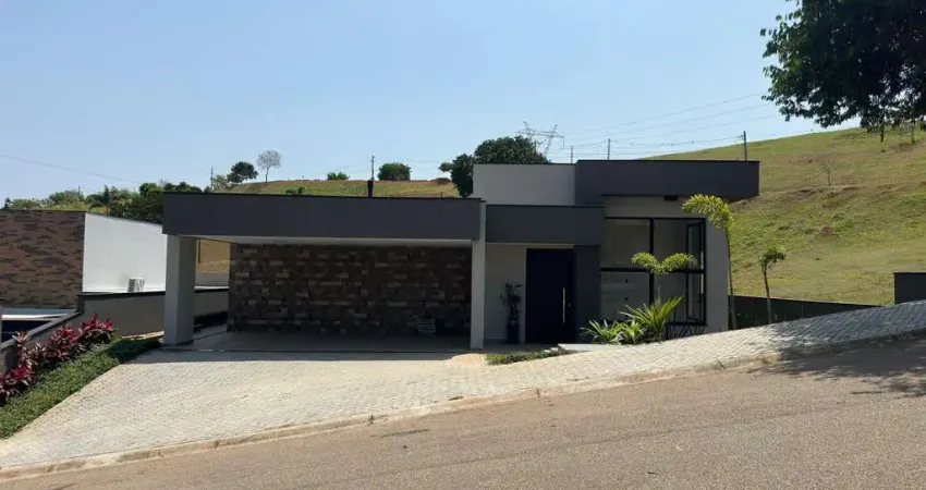 Imóvel de luxo em Bragança Paulista-SP: Casa de 3 quartos, 3 suítes, 2 salas e 2 vagas no Condomínio Terras de Santa Cruz.