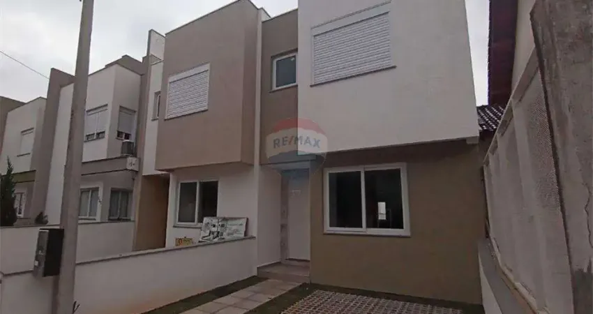 Casa com 2 quartos à venda na Rua Walter Porto Filho, 267, Mário Quintana, Porto Alegre