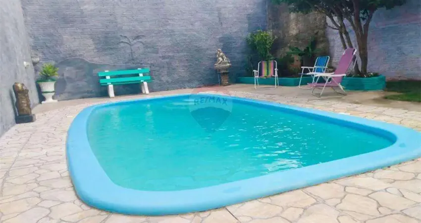 Casa com 1 quarto à venda na Rua Corujas, 503, Jardim Algarve, Alvorada