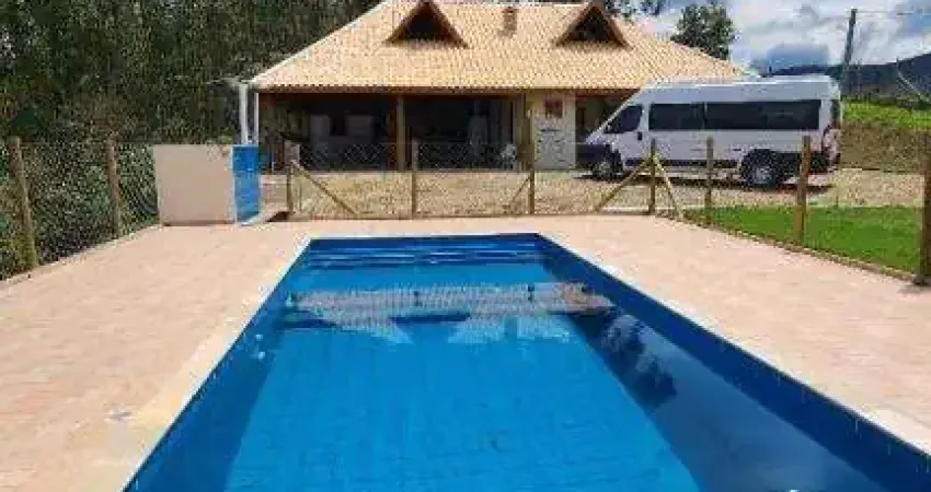 Chácara com 4 dormitórios, 6000 m² - venda por R$ 950.000,00 ou aluguel por R$ 5.000,00/mês - Marambaia - Caçapava/SP