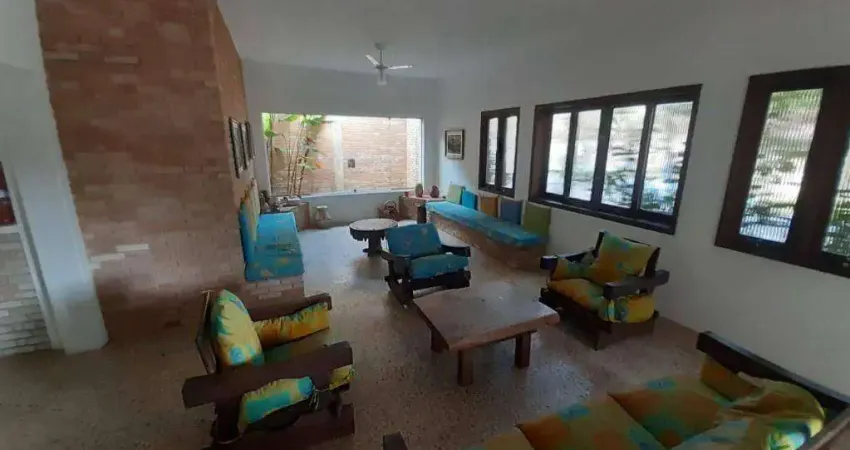 Casa com 4 dormitórios à venda, 210 m² por R$ 1.100.000,00 - Itaguá - Ubatuba/SP