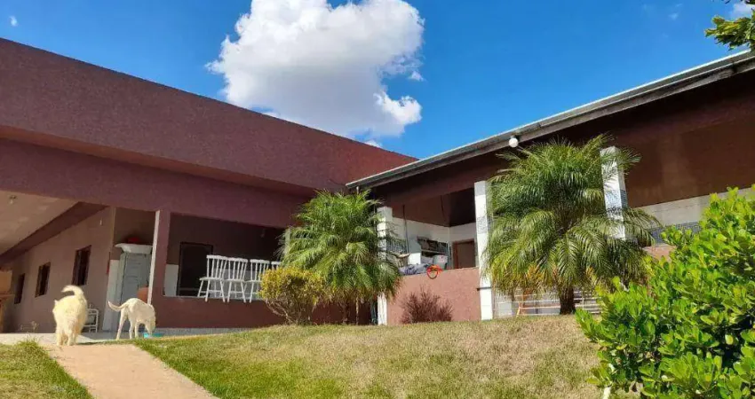Chácara à venda no Estância Santa Maria do Laranjal - Atibaia/SP com 1287 m²