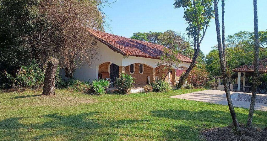Chácara com 4 dormitórios à venda, 5400 m² por R$ 830.000,00 - Recreio Mantiqueira - Caçapava/SP