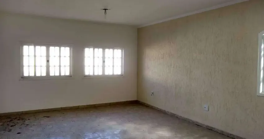 Casa com 3 dormitórios à venda, 150 m² por R$ 570.000,00 - Eugênio de Melo - São José dos Campos/SP