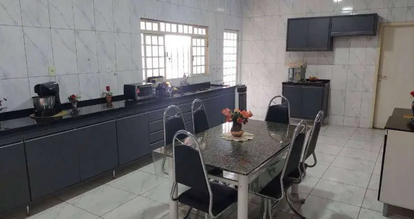 Chácara com 3 dormitórios à venda, 1000 m² por r$ 950.000,00 - são joão da boa vista - caçapava/sp