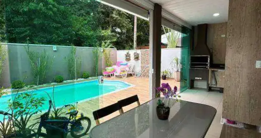 Casa com 3 dormitórios, 194 m² - venda por R$ 1.400.000,00 ou aluguel por R$ 7.250,00/mês - Jardim Crystal Park - Jacareí/SP