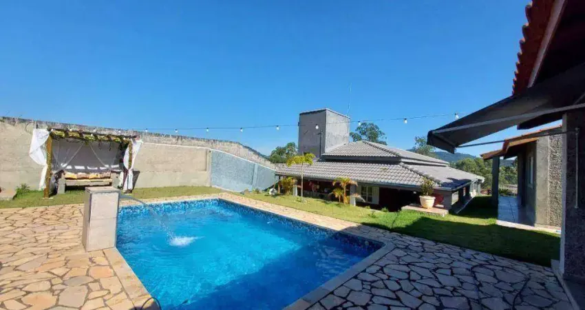 Casa com 3 dormitórios à venda, 246 mp² - vale do rio cachoeira - piracaia/sp