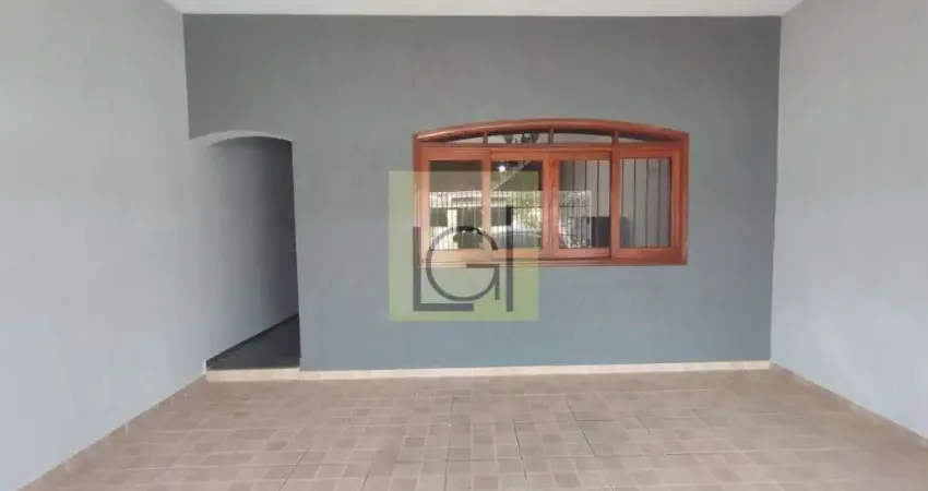 Casa à venda em Itu-SP, bairro São Luiz: 3 quartos, 1 suite, 2 salas, 3 banheiros, 2 vagas de garagem, 144 m² de área. Garanta já!