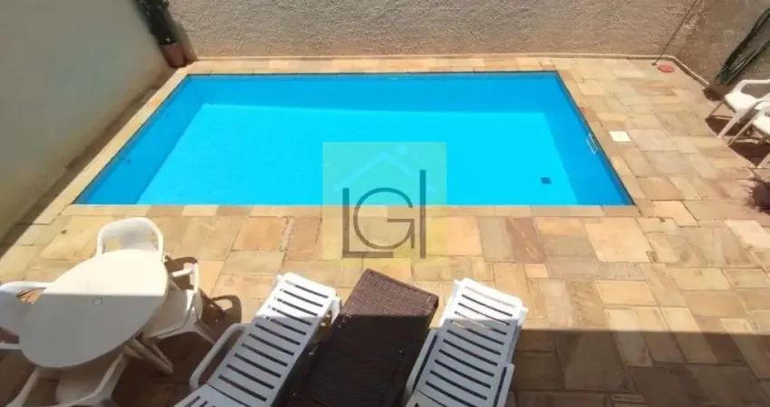 Casa à venda em Itu-SP, bairro Brasil: 3 quartos, 1 suíte, 3 salas, 3 banheiros, 2 vagas de garagem, 143m². Imperdível!