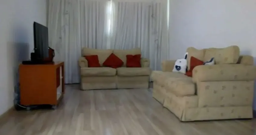 Casa em Condomínio à Venda em Mogi das Cruzes - Residencial Jardim Europa: 3 quartos, 1 suíte, 2 salas, 3 banheiros, 3 vagas, 119 m².Por R$: 550 mil .