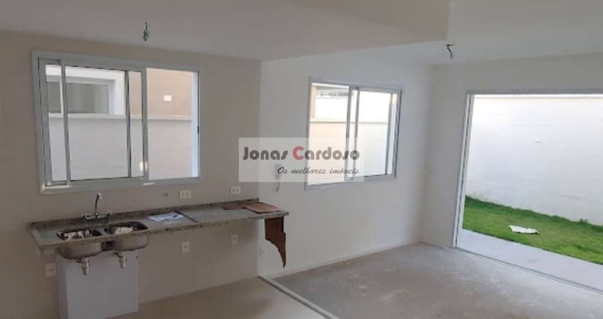 Casa em Condomínio à venda em Cézar de Souza, Mogi das Cruzes-SP  3 quartos, 1 suíte, 2 salas, 2 vagas, 117m²! Por R$: 850 mil