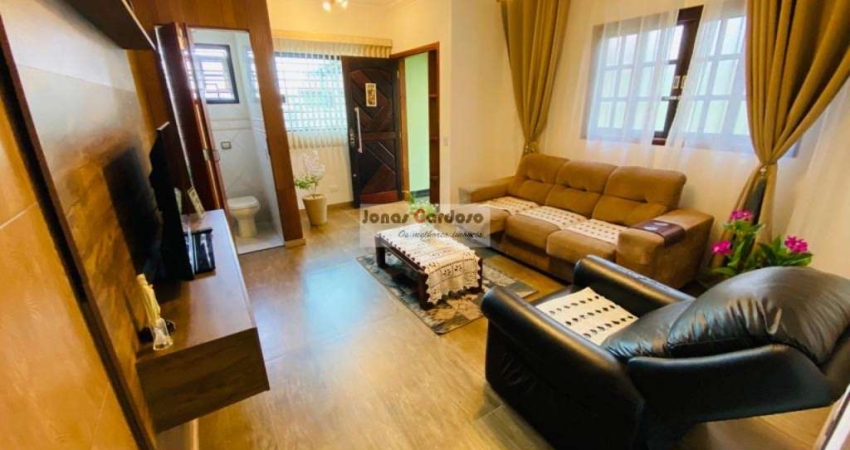 Casa a venda no Parque Olímpico em Mogi das Cruzes com 2 quartos, área gourmet e quintal, com 186m² de construção por R$480.000,00