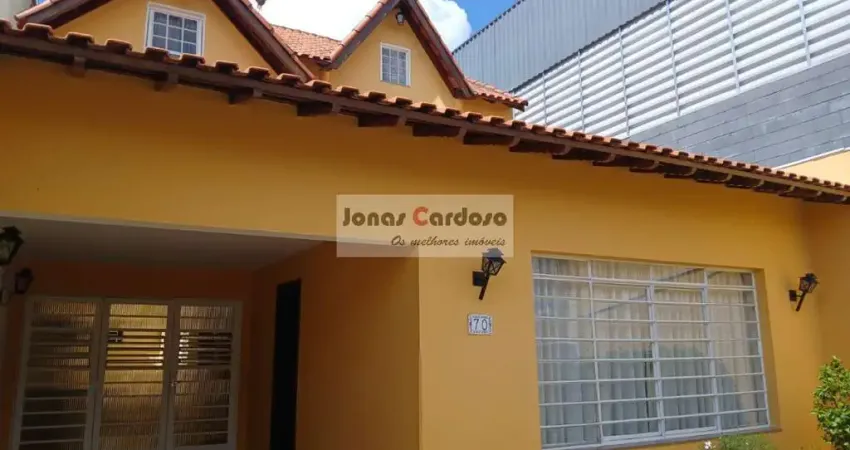 Sobrado impecável na Vila Rubens: 3 quartos, 1 suíte, 2 salas, 2 vagas - Mogi das Cruzes-SP. Por R$: 650 mil.