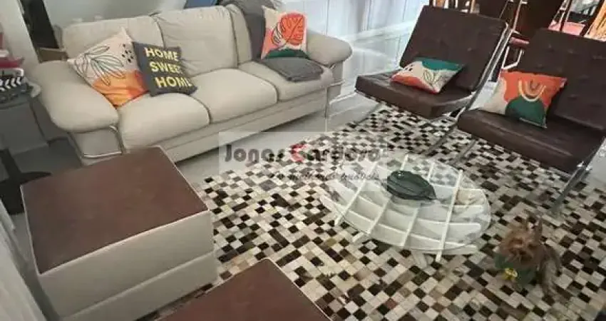 Imóvel de Luxo na Vila Lavínia: Casa de 3 quartos com suite, 2 salas, 3 banheiros, 3 vagas. Por 750 Mil.