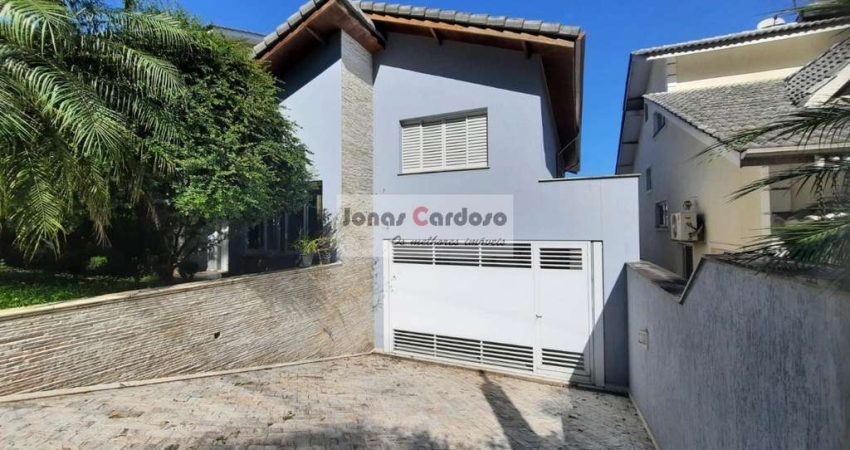 Casa em condomínio à venda em Arujá-SP, - 3 quartos, 1 suíte, 2 salas, 2 banheiros, 3 vagas. Por 1.880.000,00 Mi