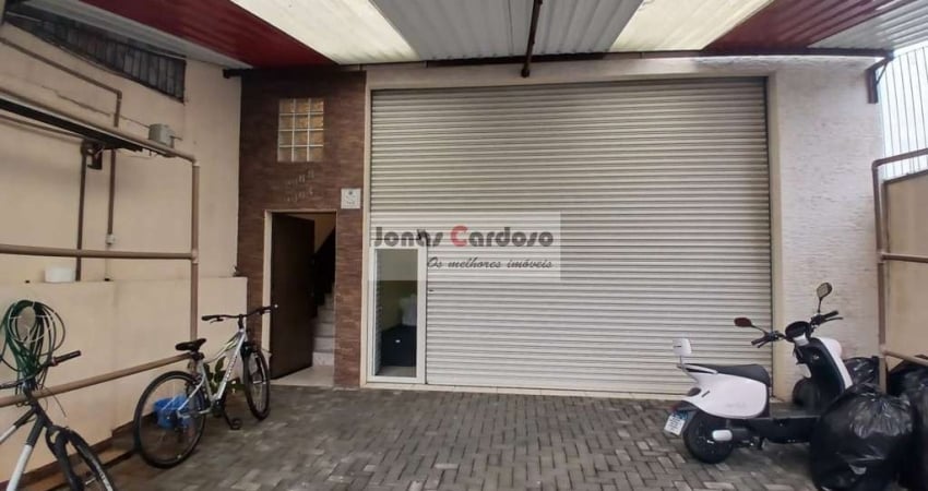 Imperdível: Casa à venda Com Salão Comercial em Mogi das Cruzes-SP, Jardim São Pedro, 2 quartos, 2 suítes, 1 sala, 3 banheiros, 2 vagas. Por 800 Mil