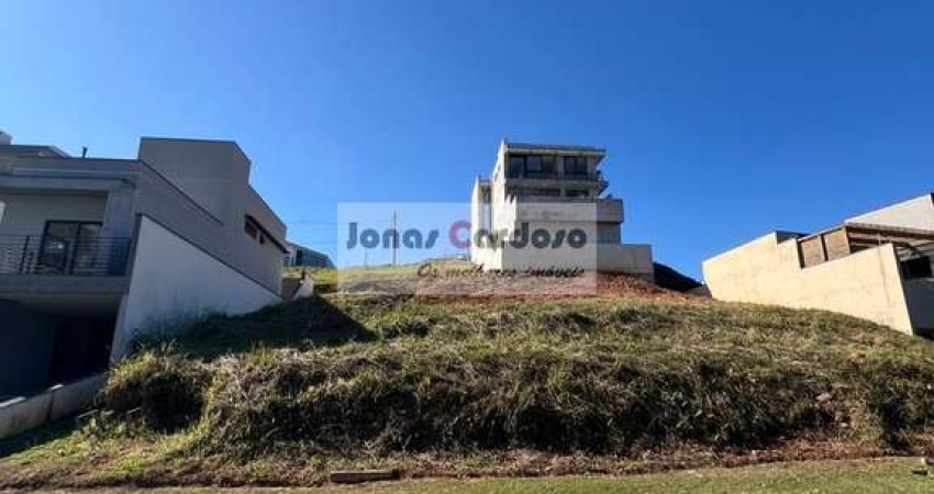 Lindo terreno plano de 348m² no Mosaico Essence. Por 530 Mil.