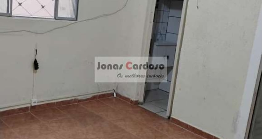 Oportunidade de locação: Casa com 1 quarto, 1 sala, 1 banheiro Sem garagem em Mogi das Cruzes-SP, Conj. Residencial Álvaro Bovolenta!