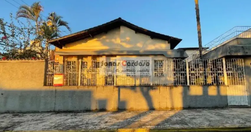 Imperdível oportunidade: Casa de 2 quartos, 2 suítes e 2 salas no Alto Ipiranga, Mogi das Cruzes-SP. Por 800 Mil.
