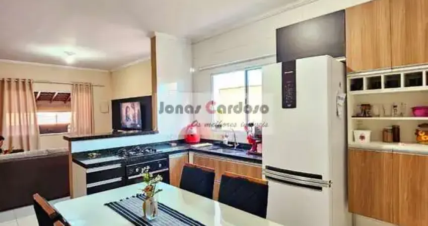 Casa com 2 quartos à venda no Jardim Layr, Mogi das Cruzes 