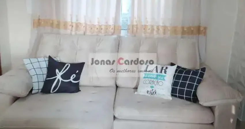 Apartamento com dois dormitórios, 1 banheiro social, sala, cozinha, área de serviço e 1 vaga de garagem.