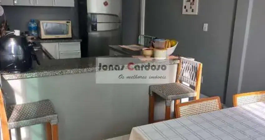 Imóvel à venda em Mogi das Cruzes-SP: Sobrado no bairro Mogi Moderno, 3 quartos, 1 suíte, 4 vagas - 250m². Por R$: 750 mil.