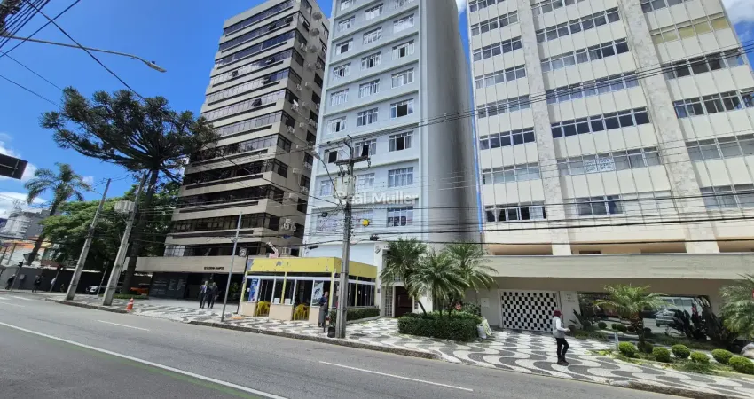 Apartamento central - 44 m2 - 1 dormitório - próximo a reitoria - localização imbatível