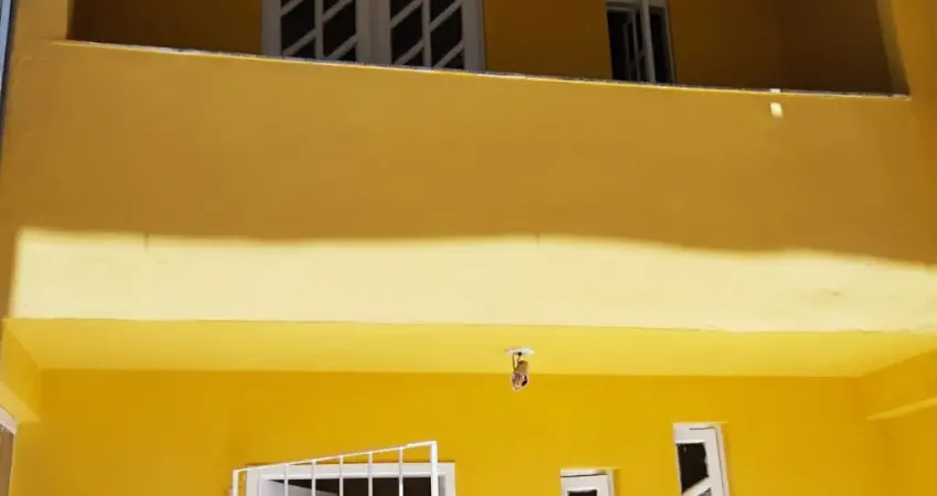 Casa com 3/4 em Stella Maris e ponto comercial
