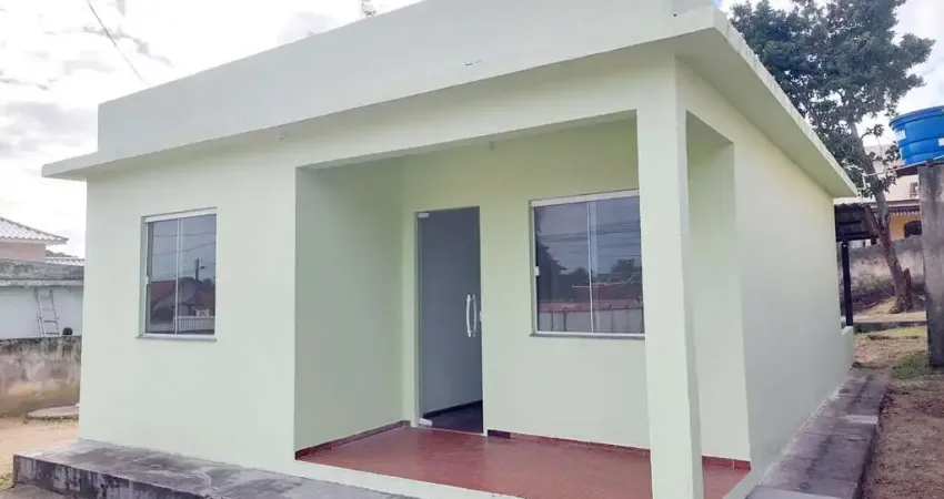 Casa com 2 quartos para alugar no Porto da Roça II (Bacaxá), Saquarema