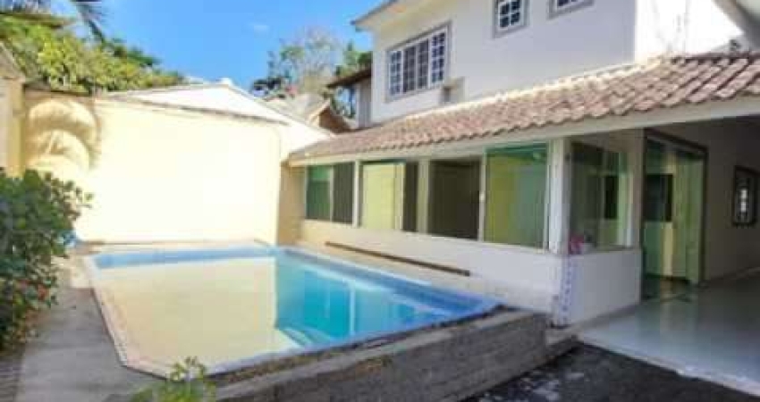 Casa em condomínio fechado com 4 quartos à venda na Rua Lagoa Bonita, Vargem Grande, Rio de Janeiro