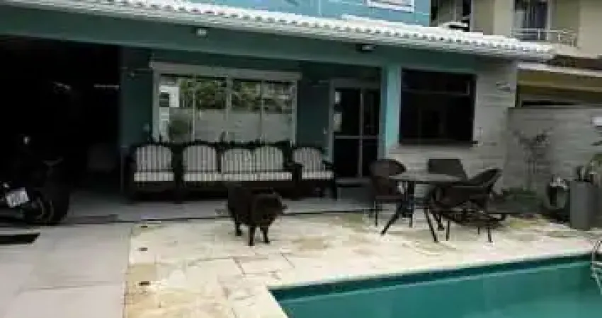Casa em condomínio fechado com 4 quartos à venda na Rua Salomão Malina, Vargem Pequena, Rio de Janeiro