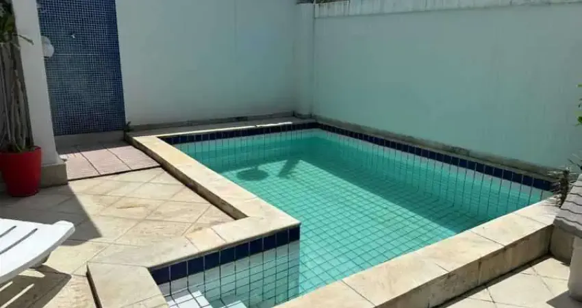 Casa em condomínio fechado com 4 quartos à venda na Rua Estrada dos bandeirantes, Vargem Pequena, Rio de Janeiro