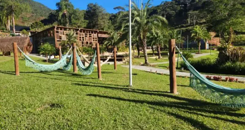 Terreno em condomínio fechado à venda na Estrada Fazenda Alpina, Fazenda Alpina, Teresópolis
