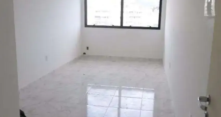 Sala comercial com 2 salas para alugar na Estrada do Tindiba, Pechincha, Rio de Janeiro