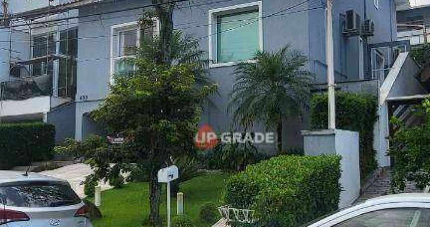 Casa com 3 dormitórios à venda, 360 m² por R$ 2.850.000,00 - Alphaville Residencial 3 - Santana de Parnaíba/SP