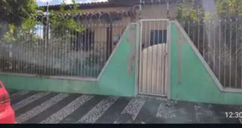 Imperdível! Casa para Venda localizada no Bairro Olhos d' agua em Feira de Santana