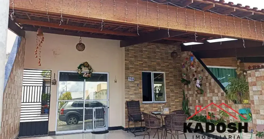 Excelente oportunidade! Casa à venda em Feira de Santana-BA, bairro Santo Antônio dos Prazeres: 2 quartos, 1 sala, 1 banheiro, 1 vaga de garagem, 130m².