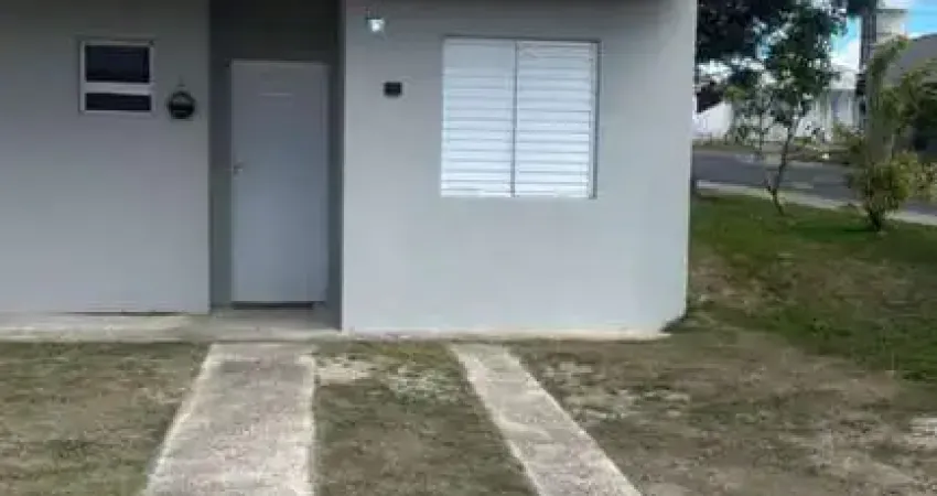 Casa à venda no Condominio Azaleias localizada no Bairro Sim em Feira de Santana
