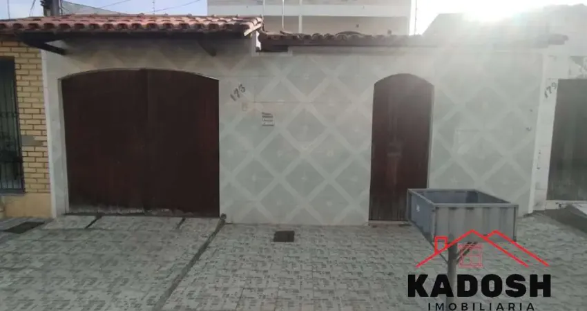 Casa para Venda localizada no Bairro Sobradinho em Feira de Santana