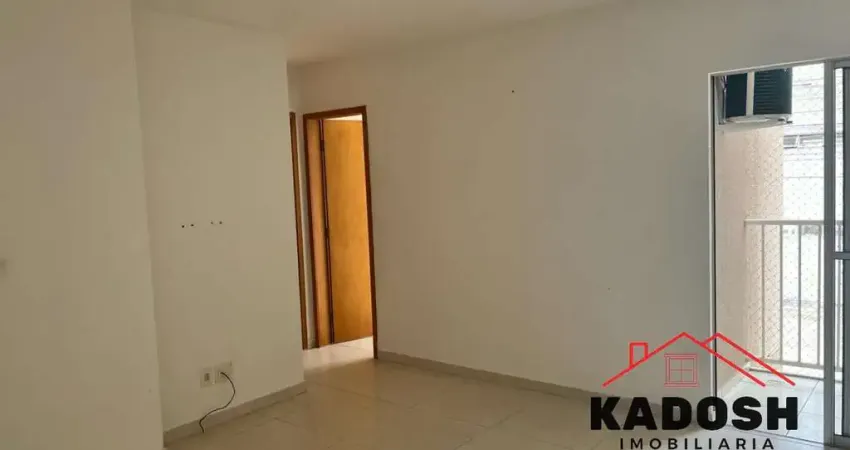 Apartamento à venda em Feira de Santana-BA, bairro Santo Antônio dos Prazeres: 2 quartos, 1 suíte, 1 sala, 2 banheiros, 1 vaga, 50m².