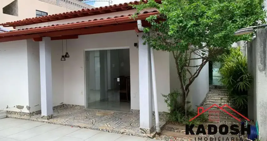 Imperdível Casa à Venda em Feira de Santana-BA, Bairro Brasília: 3 Quartos, 2 Suítes, 1 Sala, 3 Banheiros, 2 Vagas e 260m²!