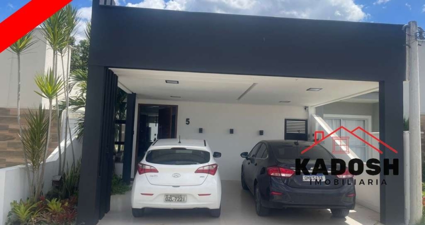 Casa em Condomínio à Venda em Feira de Santana-BA, Bairro Registro! 2 Quartos, 1 Suíte, 130m² - Imperdível!