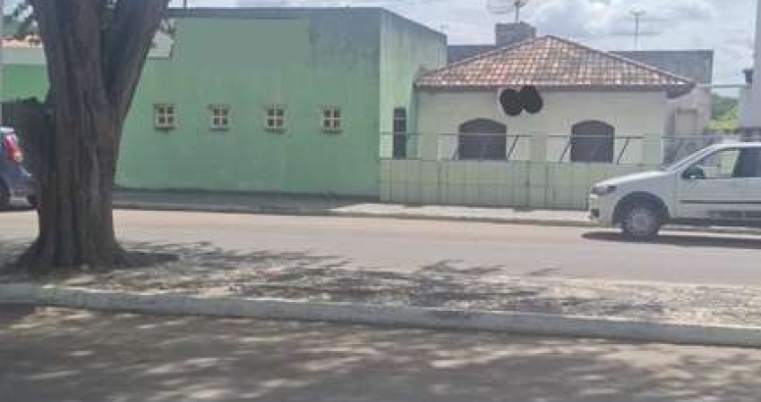 oportunidade de investimento: Casa à venda em Serra Preta-BA, no bairro Bravo, com 15 quartos, 05 banheiros e 600m² de área.