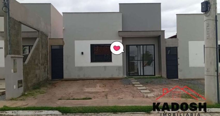 Casa em Condomínio à Venda em Feira de Santana-BA, Registro: 2 Quartos, 1 Sala, 1 Banheiro, 2 Vagas, 40,50m².