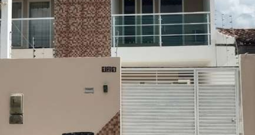 Casa para Venda localizada no Bairro Mangabeira em Feira de Santana